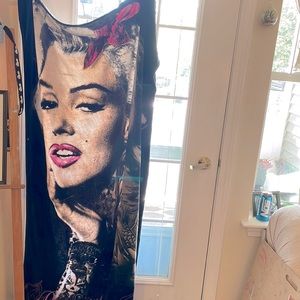 Marilyn Monroe throw blanket